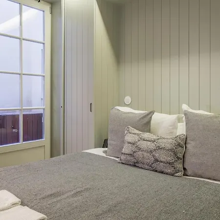 Pleasant Santa Catarina Apartment Porto